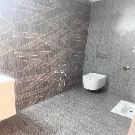 115 متری آپادانا