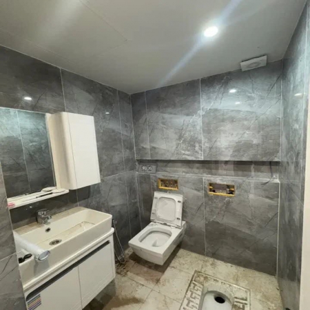 115متری آپادانا 