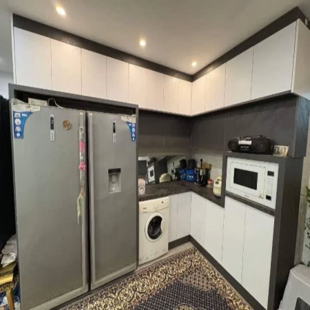 85متری فلسفی 