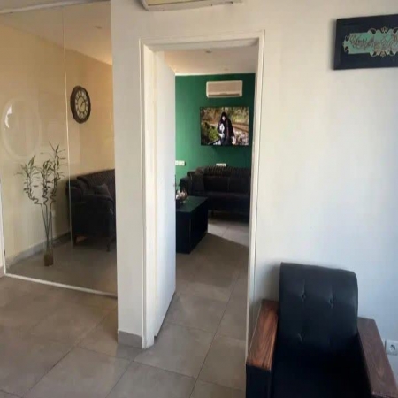 63متری پنج آذر