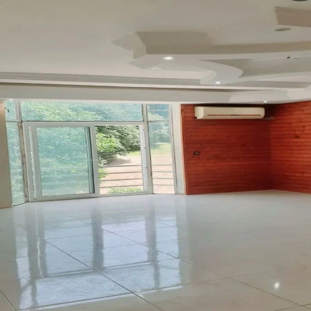 137متری آپادانا