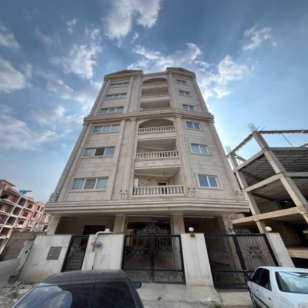 115 متری شهرک اپادانا
