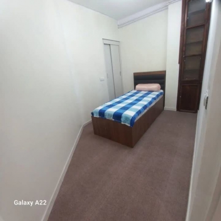 80متری ناهارخوران