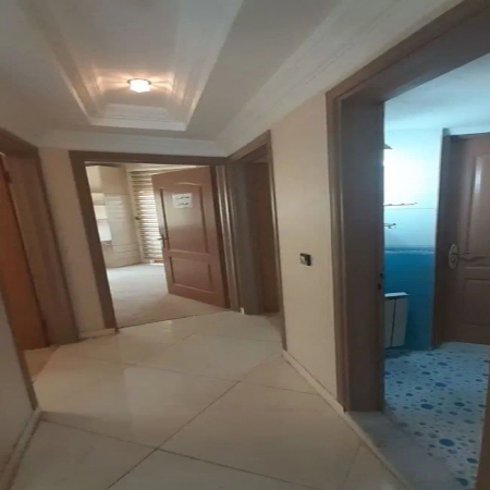 137متری آپادانا