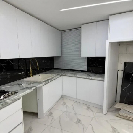 90متری پنج آذر 