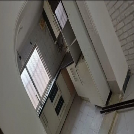 98متری استرابادی 