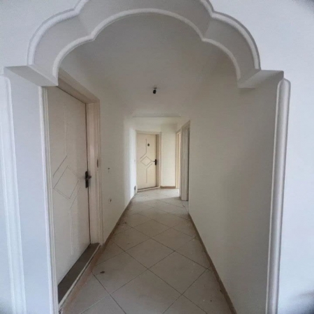 100متری گلشهر 