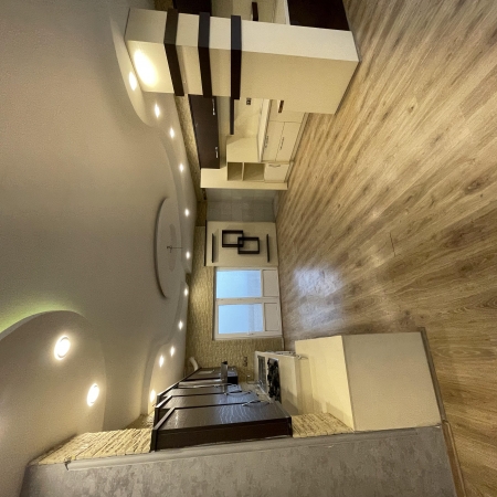 135 متری آپادانا 