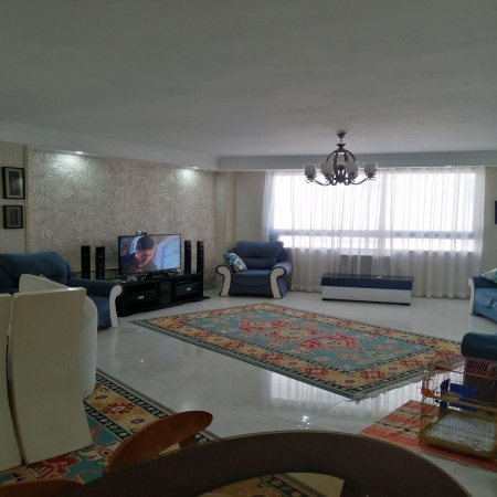 110 متری  استرابادی