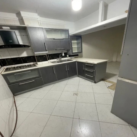 80متری گلشهر 