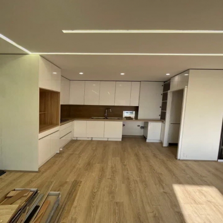 77 متری بهاران