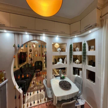 100متری استرابادی 