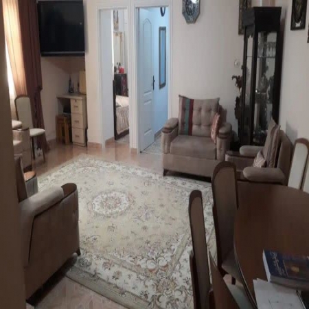 90متری استرابادی 