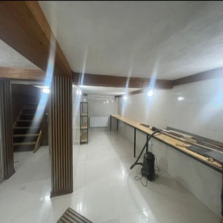 68 متری جانباز 