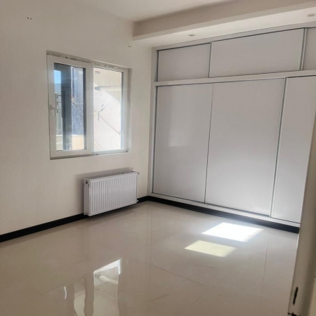 115 متری آپادانا