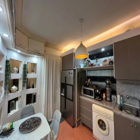 100متری استرابادی 