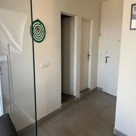 63متری پنج آذر