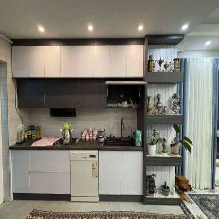 85متری فلسفی 