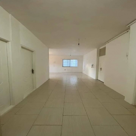 85متری ناهارخوران 