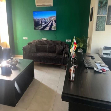 63متری پنج آذر