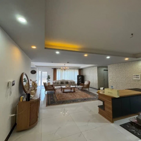 125 متری چاله باغ 