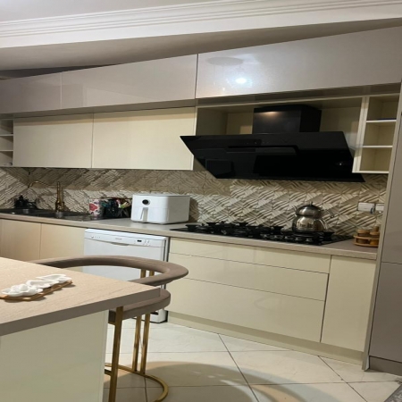 105متری گلارا 