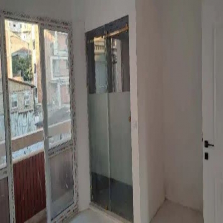 135متری جام جم 