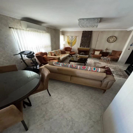 106متری پنج آذر